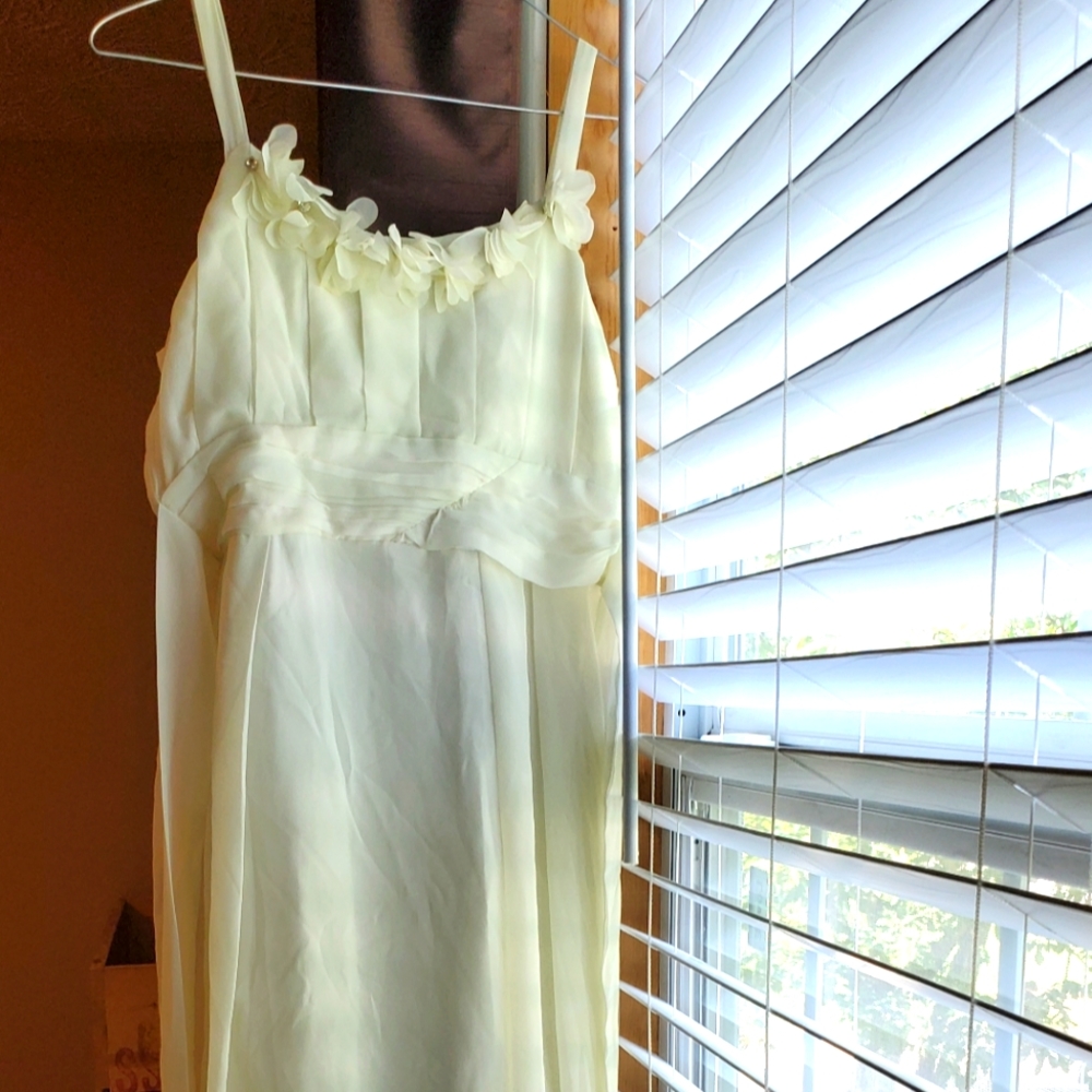 Girls causal dress